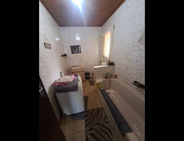 3 BEDROOM HOUSE FOR SALE IN SASOLBURG EXT 12